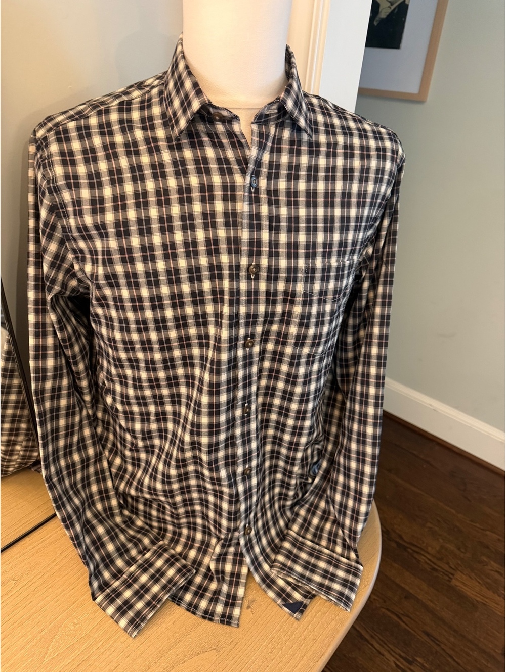UNTUCKit Men's Large Slim Fit Button-Up Shirt 100% Polyester